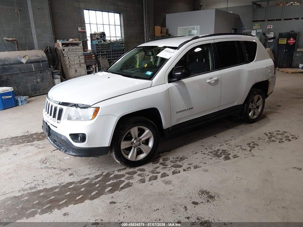 1C4NJDBB4DD275099 2013 JEEP COMPASS photo no. 2