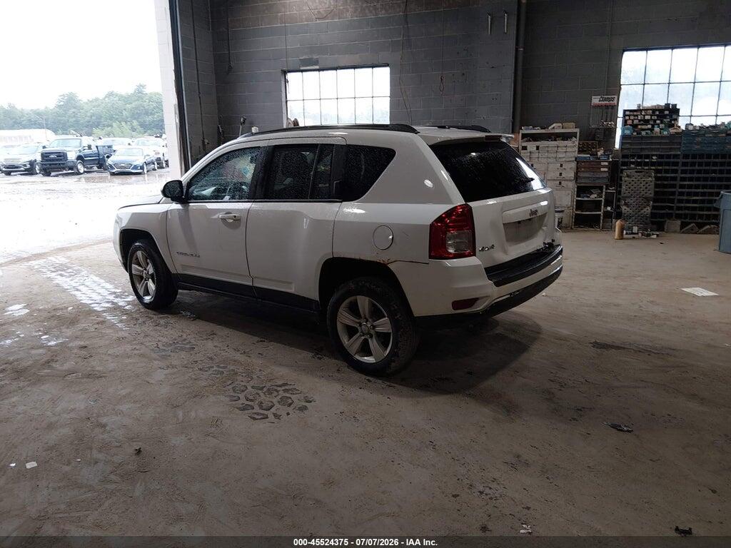 1C4NJDBB4DD275099 2013 JEEP COMPASS photo no. 3
