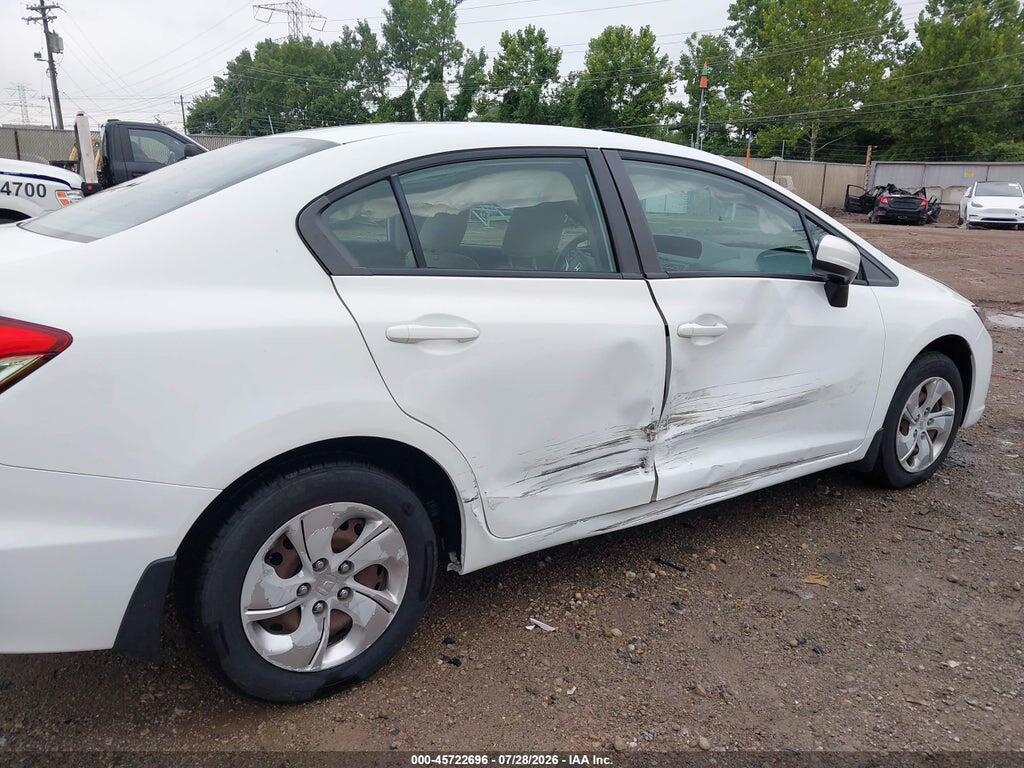19XFB2F56FE031854 2015 HONDA CIVIC photo no. 6