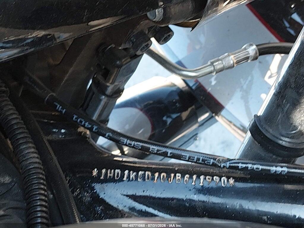 1HD1KED10JB611990 2018 HARLEY-DAVIDSON FLHTK photo no. 10
