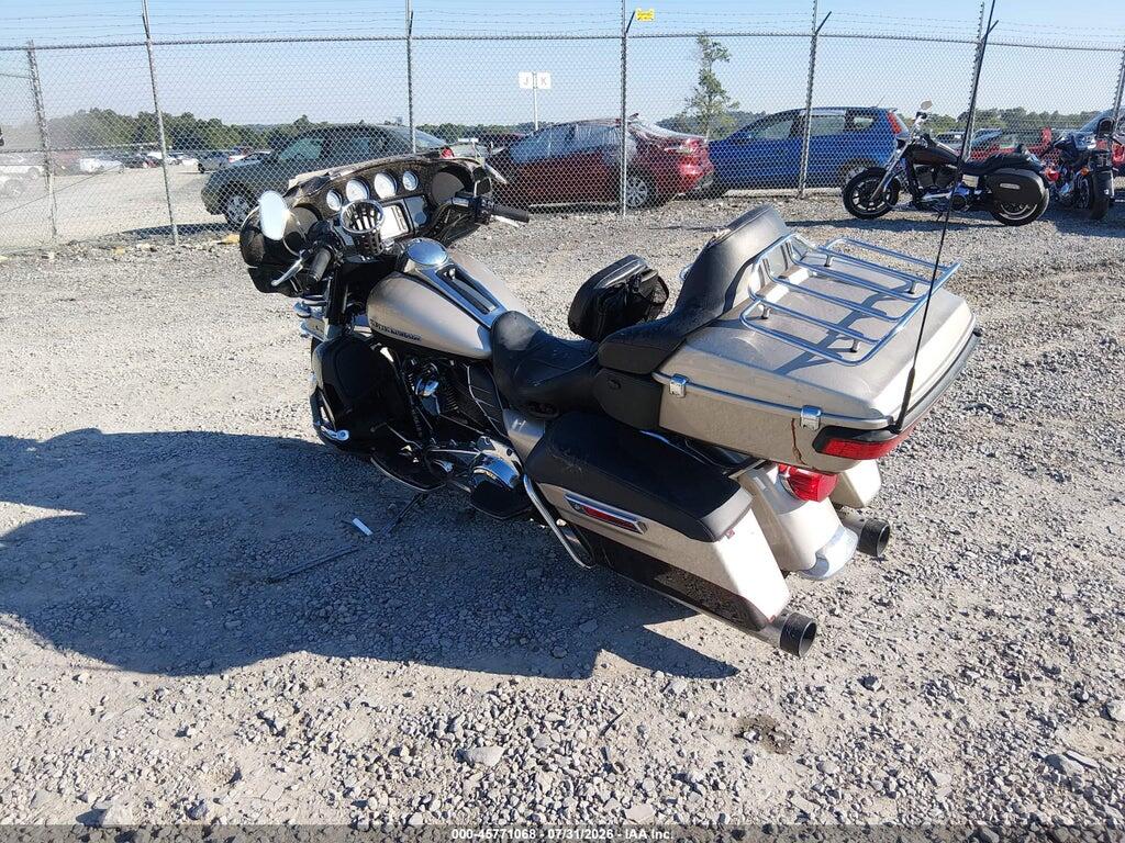1HD1KED10JB611990 2018 HARLEY-DAVIDSON FLHTK photo no. 3