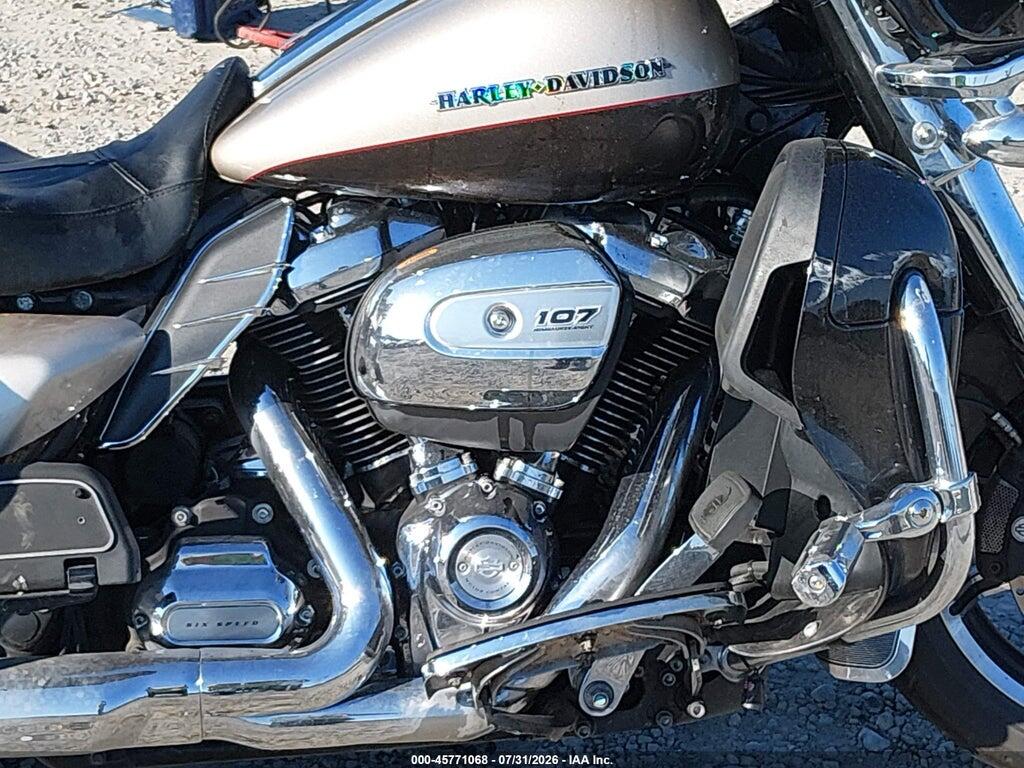 1HD1KED10JB611990 2018 HARLEY-DAVIDSON FLHTK photo no. 8