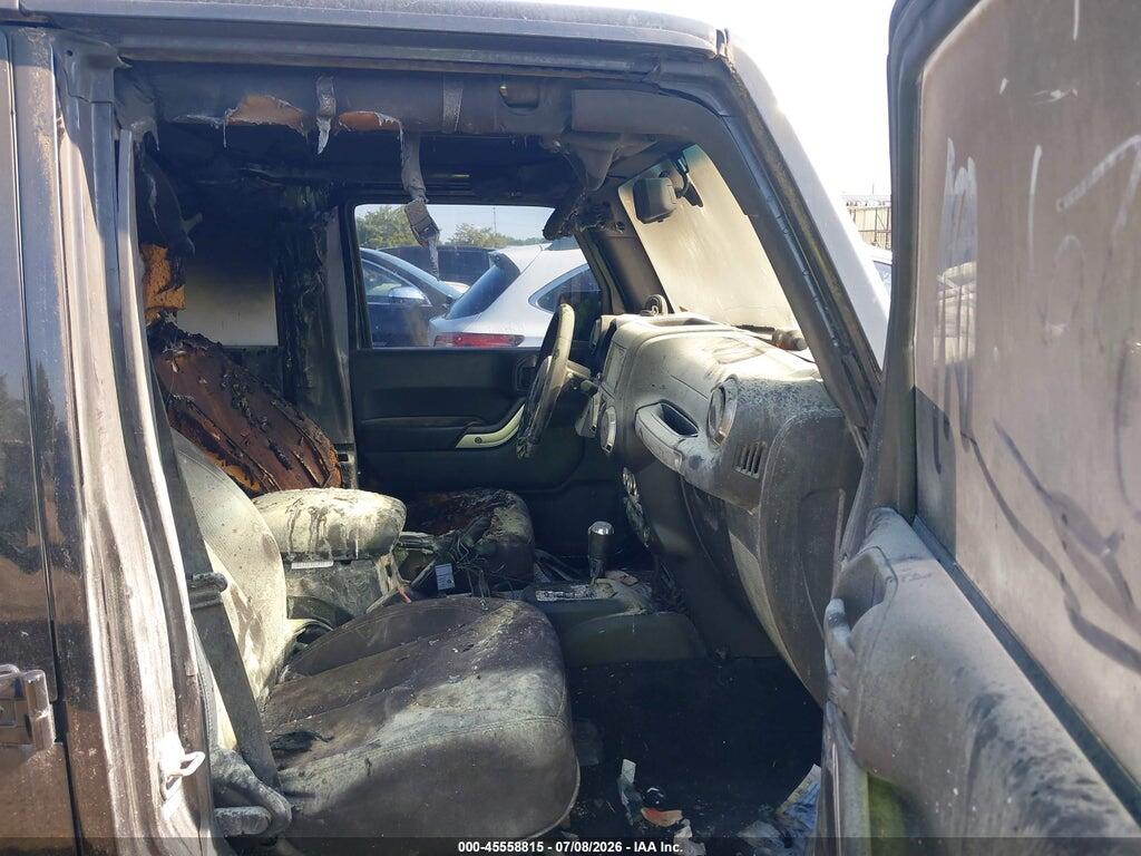 1C4BJWEG6DL503745 2013 JEEP WRANGLER UNLIMITED photo no. 5
