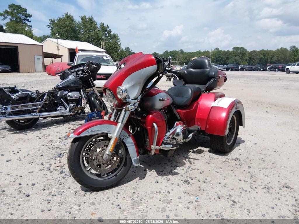 1HD1MAF16KB856360 2019 HARLEY-DAVIDSON FLHTCUTG photo no. 2