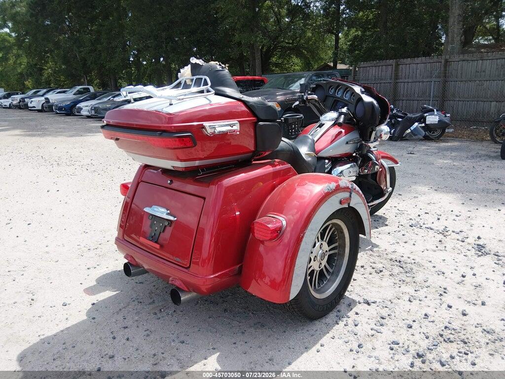 1HD1MAF16KB856360 2019 HARLEY-DAVIDSON FLHTCUTG photo no. 4