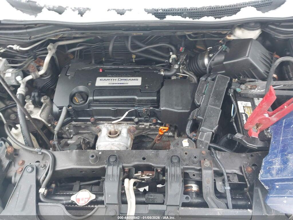 5J6RM4H35FL090832 2015 HONDA CR-V photo no. 10