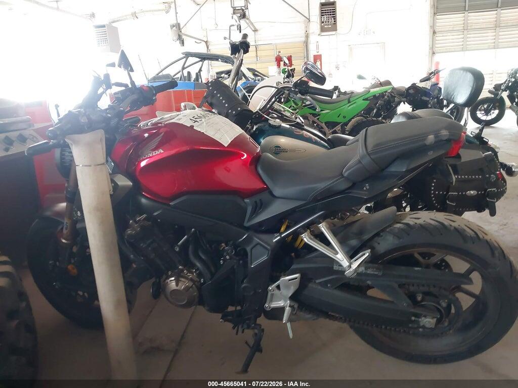 MLHRH0259L5100160 2020 HONDA CB650 photo no. 12