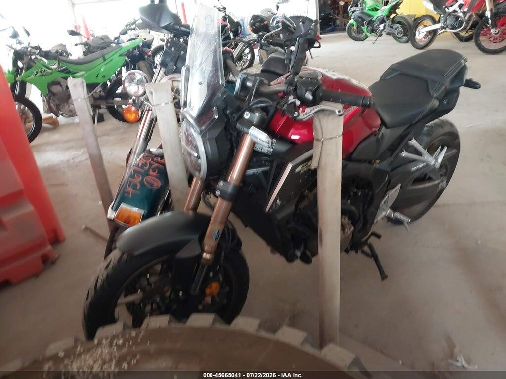 MLHRH0259L5100160 2020 HONDA CB650 photo no. 2