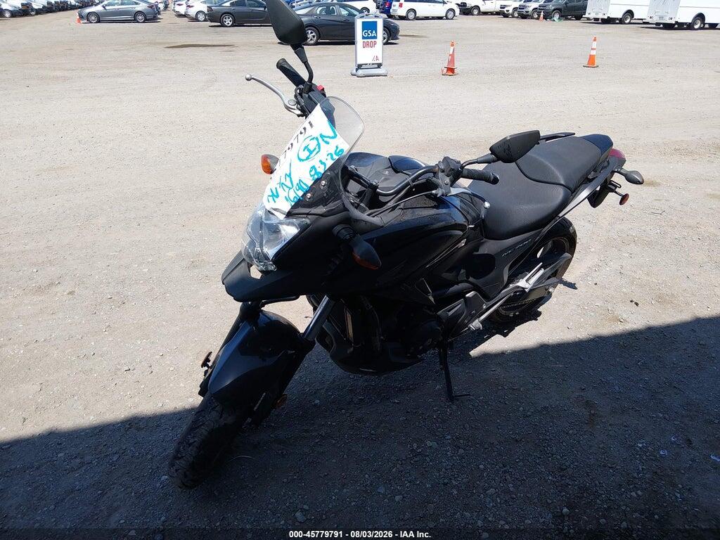 JH2RC6355FK300016 2015 HONDA NC700X photo no. 2