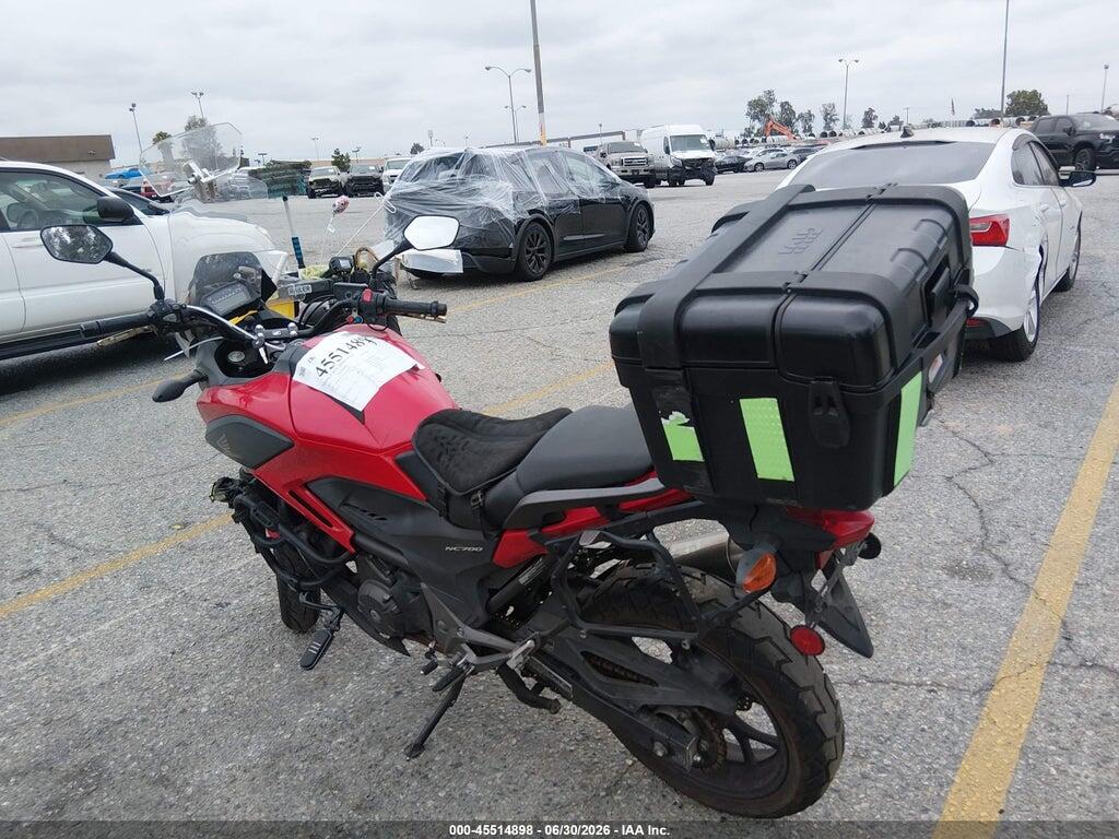 JH2RC6352FK300166 2015 HONDA NC700X photo no. 3