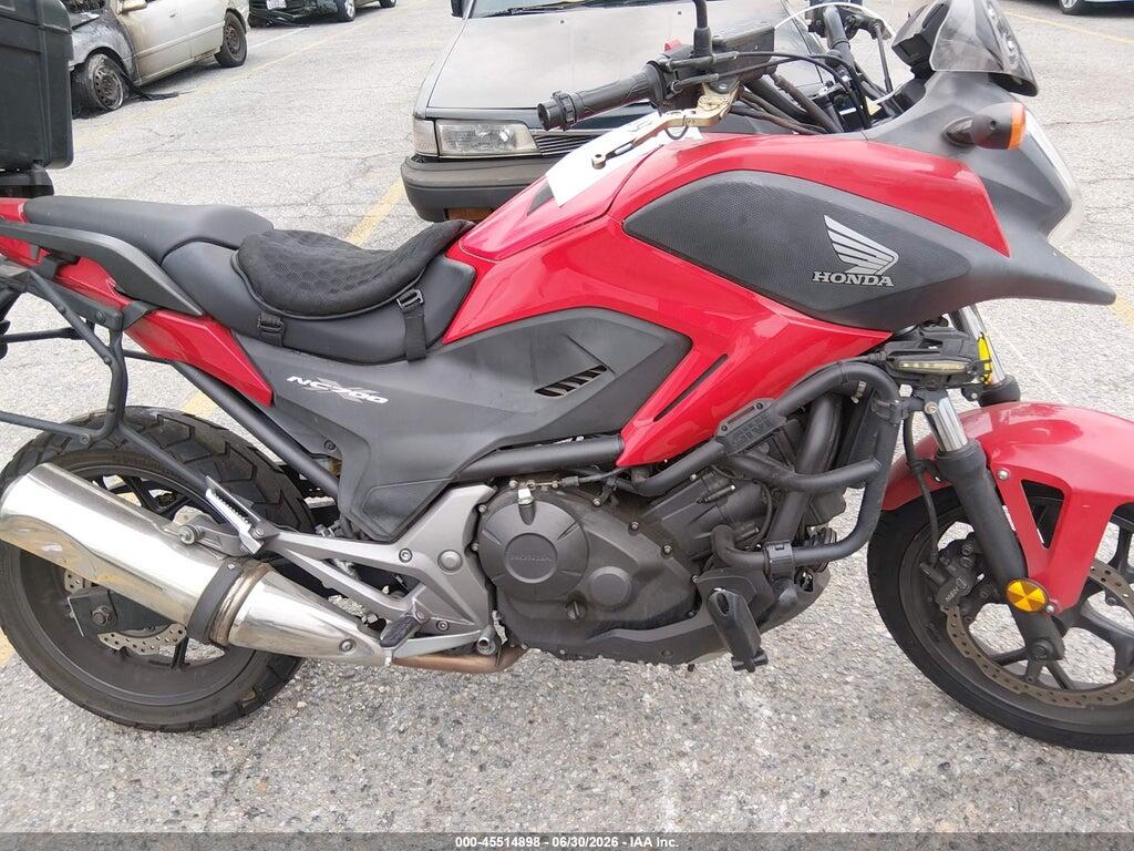 JH2RC6352FK300166 2015 HONDA NC700X photo no. 8