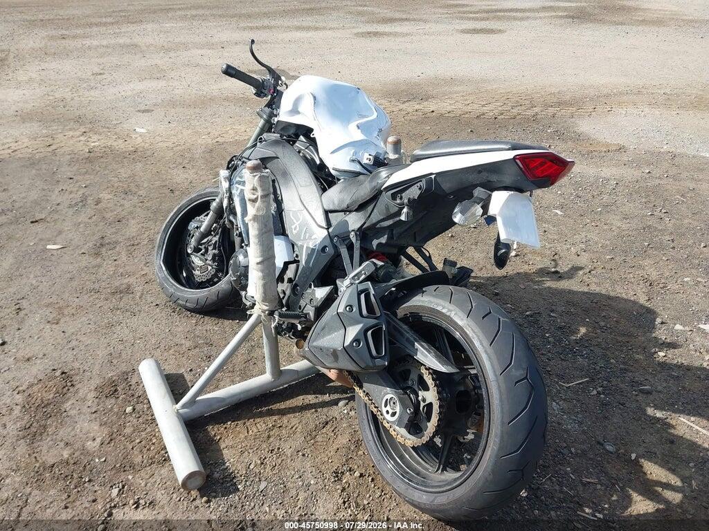 JKAZXCH14DA006704 2013 KAWASAKI ZX1000 photo no. 3