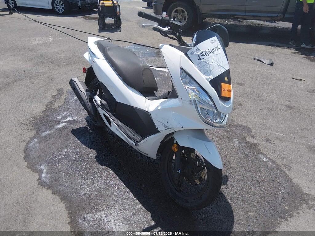 2015 HONDA PCX RLHKF1805FY000913