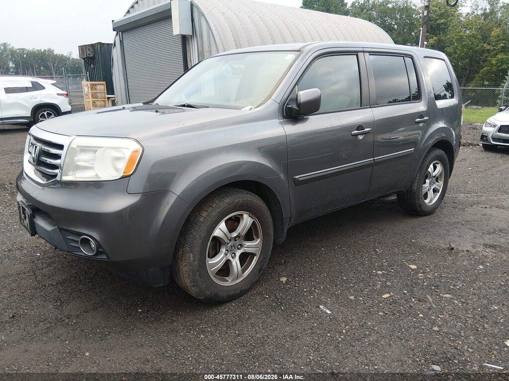 5FNYF4H46FB063985 2015 HONDA PILOT photo no. 2