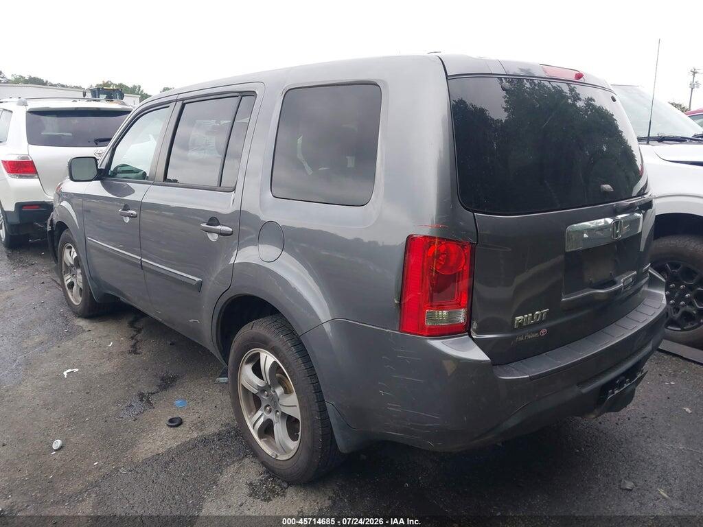5FNYF3H30FB004478 2015 HONDA PILOT photo no. 3