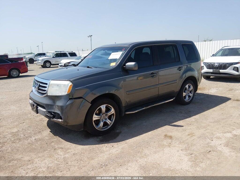 5FNYF3H58FB006626 2015 HONDA PILOT photo no. 2