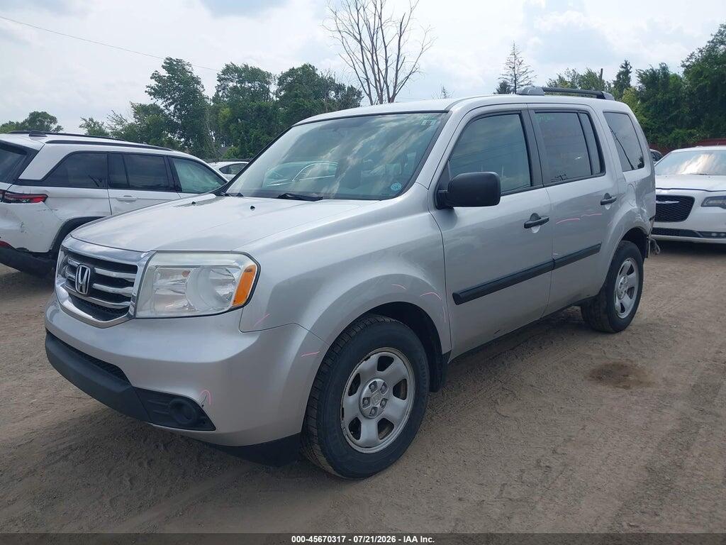 5FNYF4H28FB013572 2015 HONDA PILOT photo no. 2