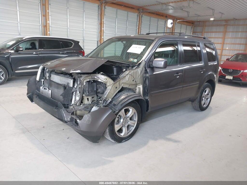 5FNYF4H4XFB021352 2015 HONDA PILOT photo no. 2