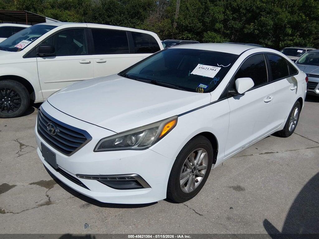 5NPE24AF2FH064336 2015 HYUNDAI SONATA photo no. 2