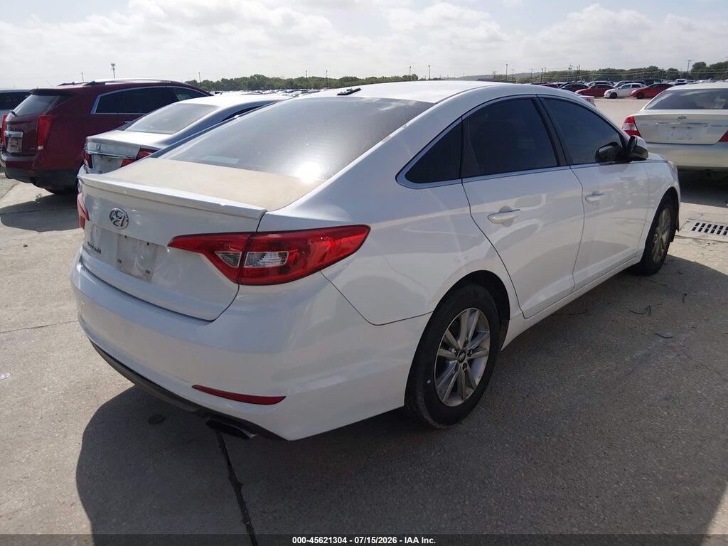 5NPE24AF2FH064336 2015 HYUNDAI SONATA photo no. 4