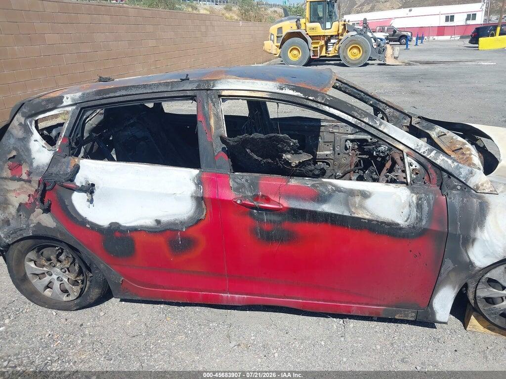 KMHCT5AE2FU222337 2015 HYUNDAI ACCENT photo no. 12