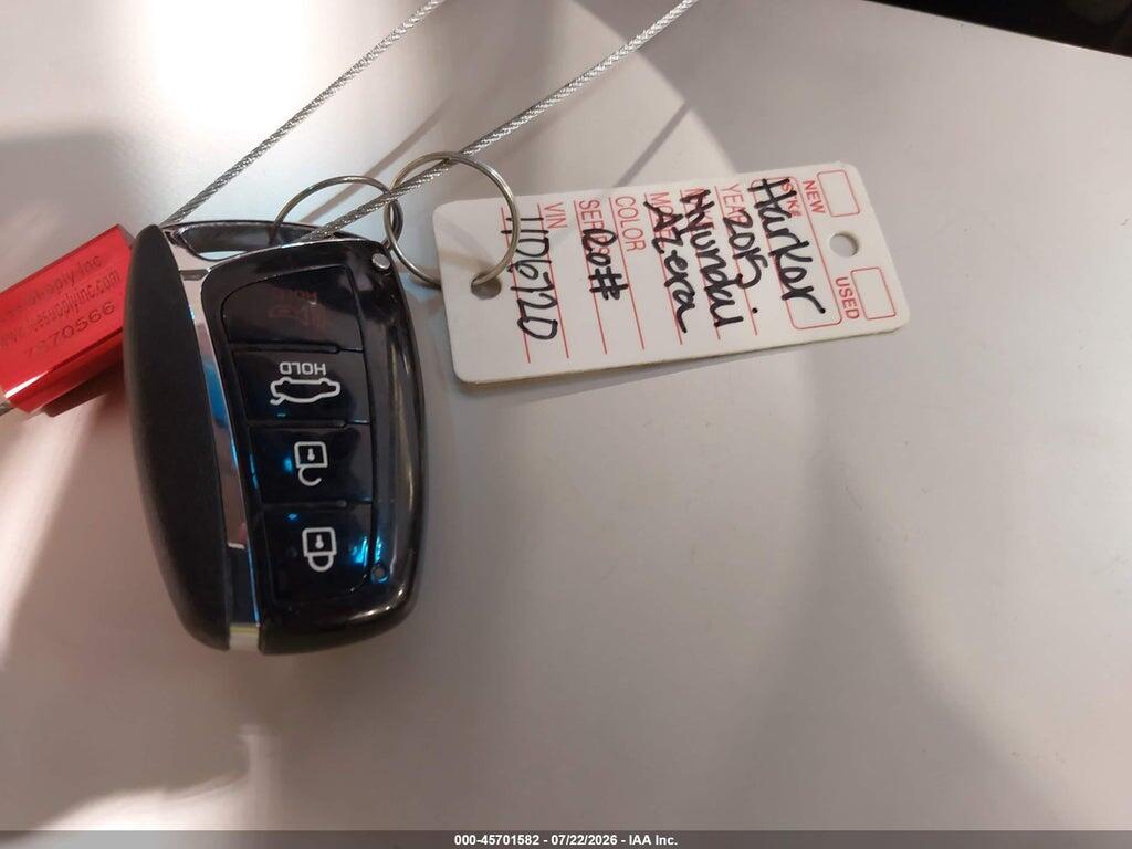 KMHFH4JG1FA477833 2015 HYUNDAI AZERA photo no. 11