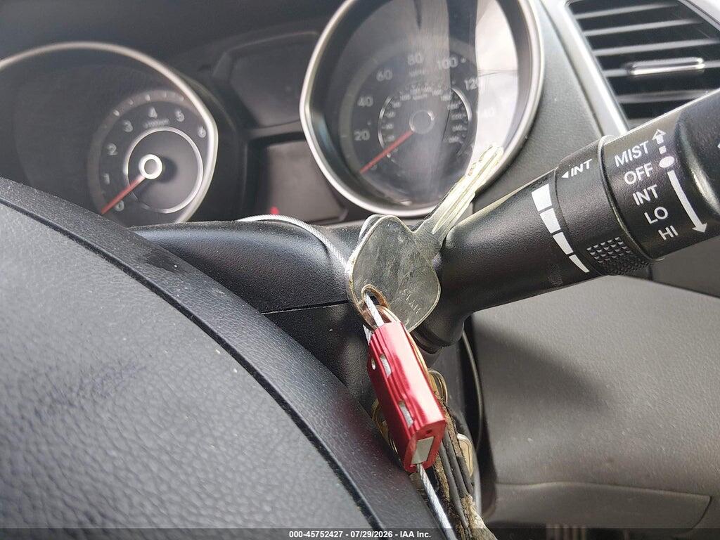 5NPDH4AE7FH633926 2015 HYUNDAI ELANTRA photo no. 11