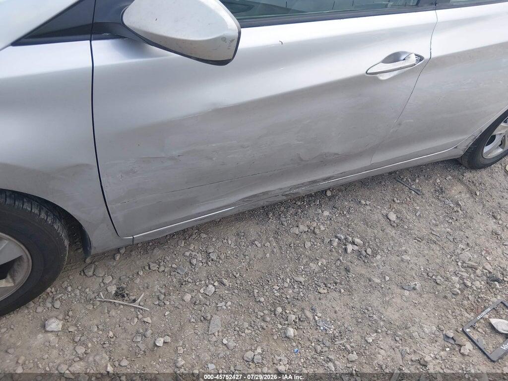 5NPDH4AE7FH633926 2015 HYUNDAI ELANTRA photo no. 12