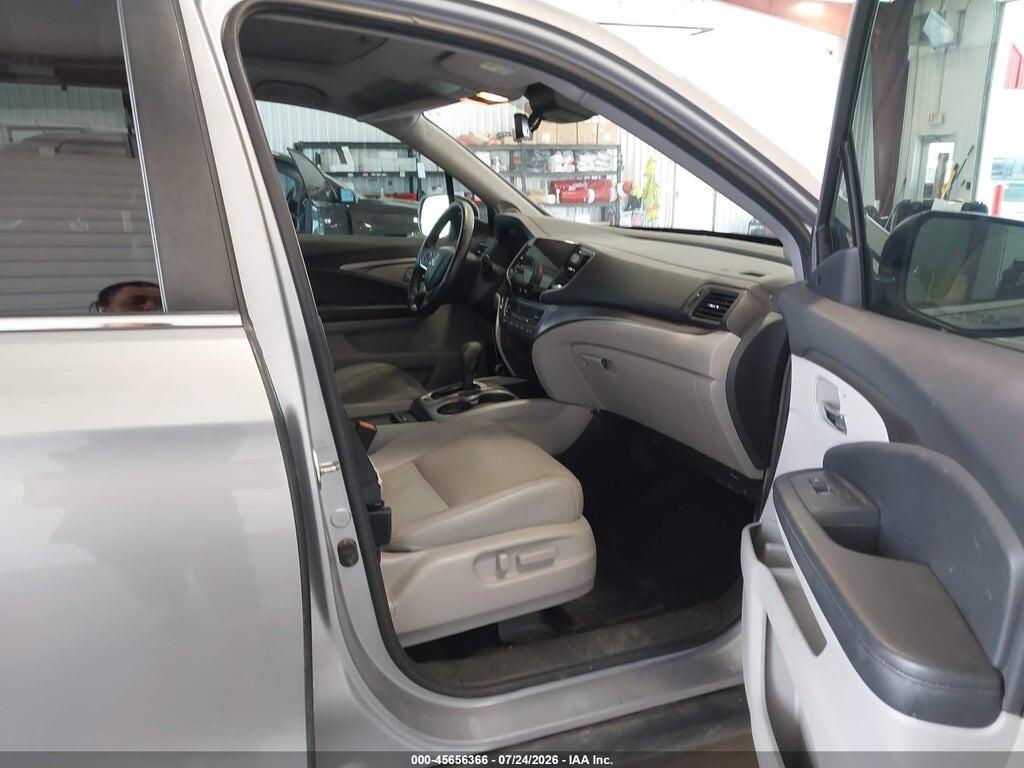 5FNYF6H56LB044353 2020 HONDA PILOT photo no. 5