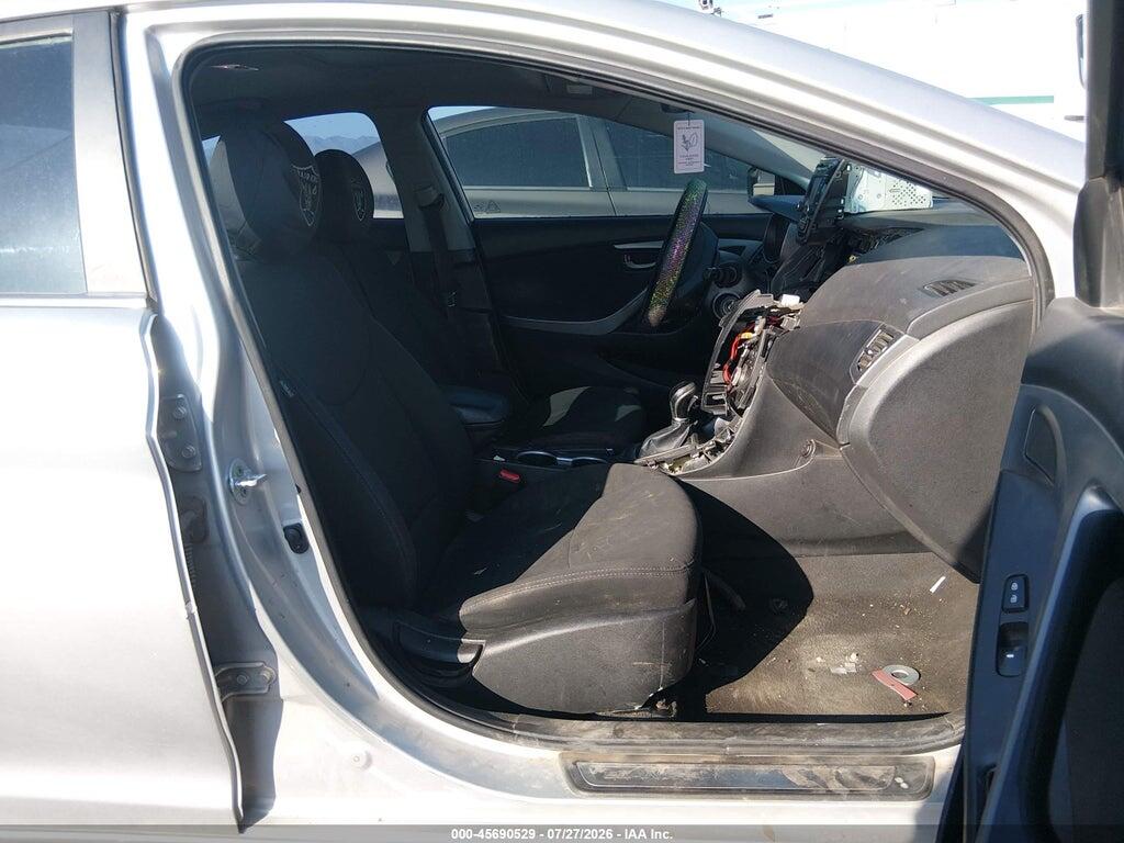 5NPDH4AE8FH548562 2015 HYUNDAI ELANTRA photo no. 5