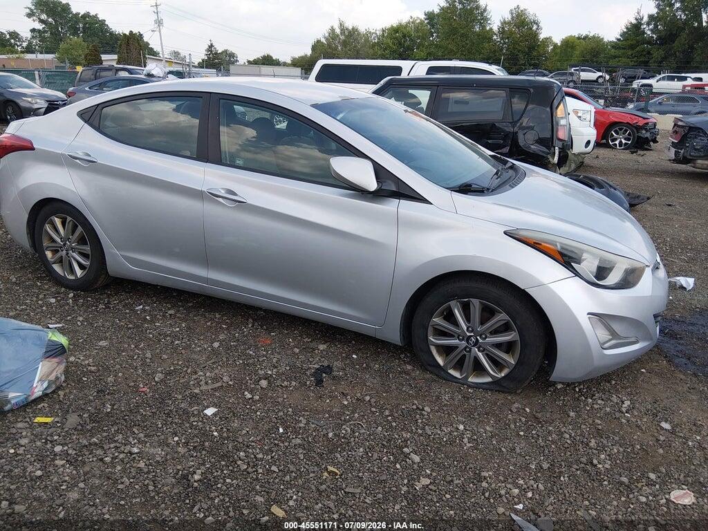 5NPDH4AEXFH549986 2015 HYUNDAI ELANTRA photo no. 12