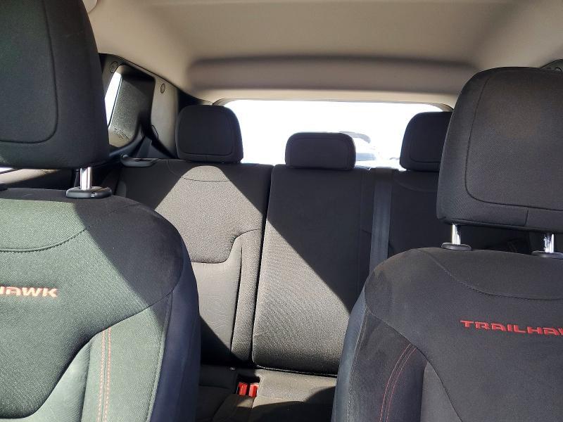 ZACCJBCB7HPF93252 2017 JEEP RENEGADE photo no. 10
