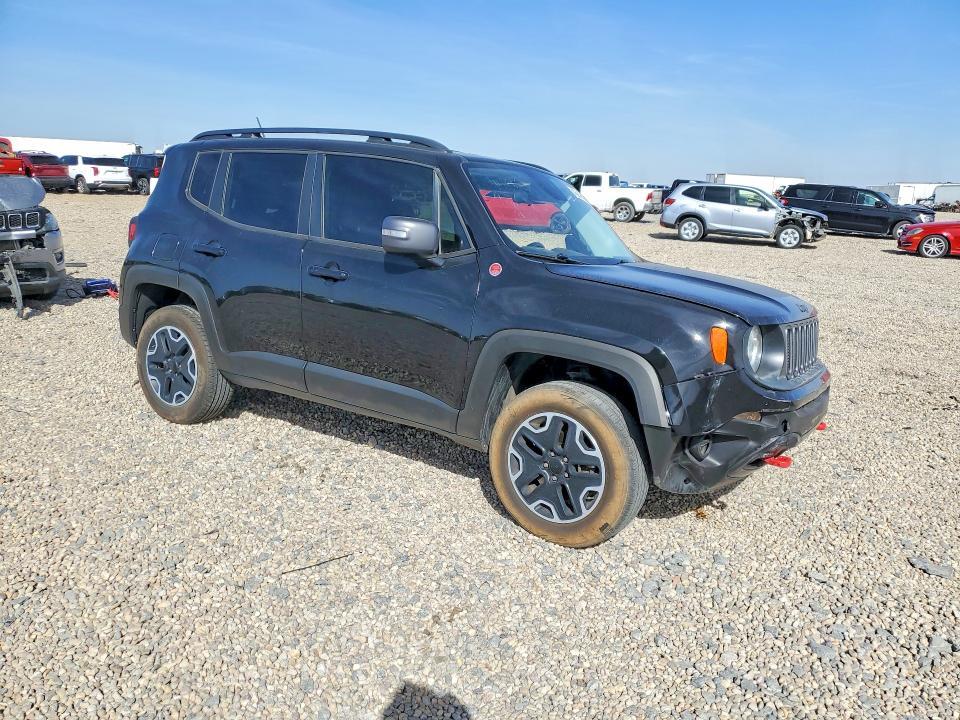 ZACCJBCB7HPF93252 2017 JEEP RENEGADE photo no. 4