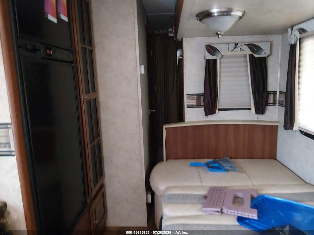 4YDT31B24DD423507 2013 KEYSTONE RV PREMIER photo no. 8