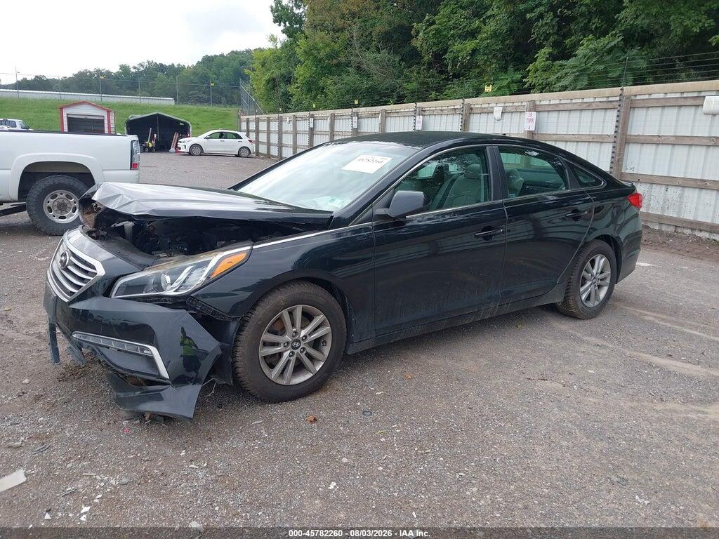 5NPE24AF4FH021052 2015 HYUNDAI SONATA photo no. 2