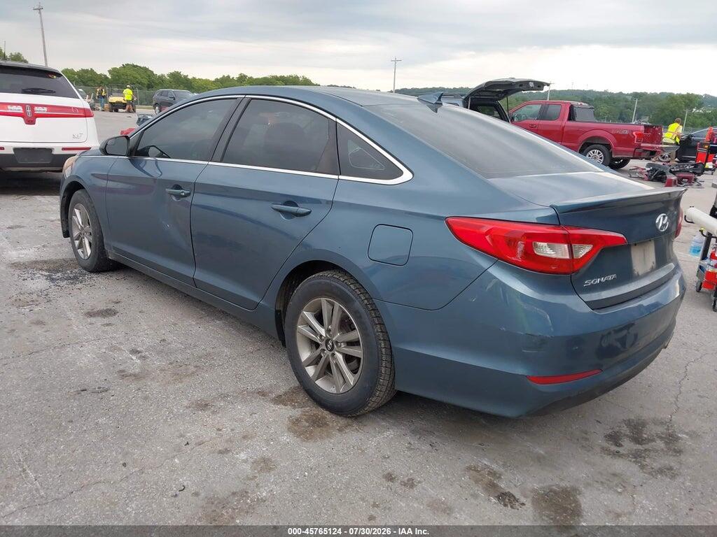 5NPE24AF2FH256520 2015 HYUNDAI SONATA photo no. 3