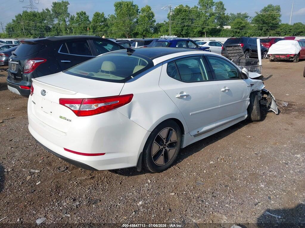 KNAGM4ADXD5049143 2013 KIA OPTIMA HYBRID photo no. 4