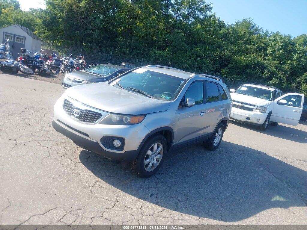 5XYKTCA63DG335130 2013 KIA SORENTO photo no. 2