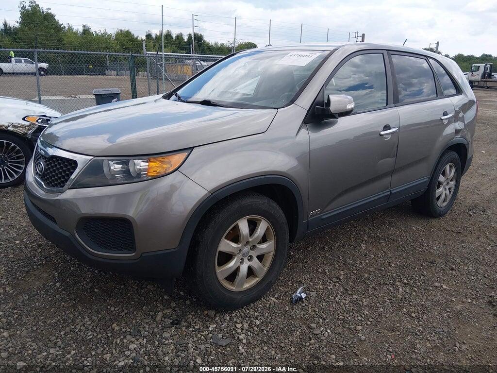 5XYKTCA64DG345391 2013 KIA SORENTO photo no. 2