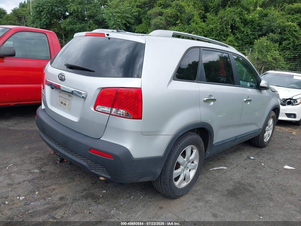 5XYKT3A60DG328958 2013 KIA SORENTO photo no. 4