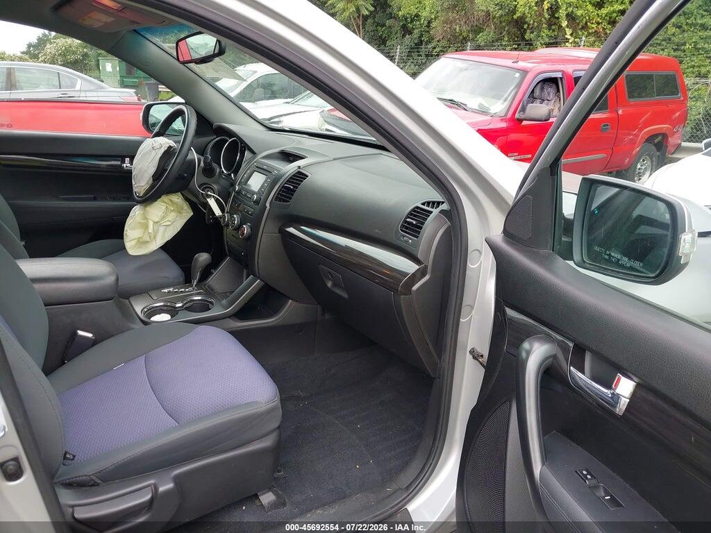 5XYKT3A60DG328958 2013 KIA SORENTO photo no. 5