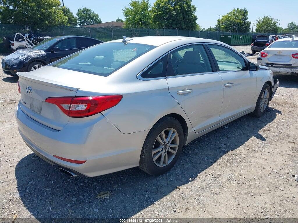 5NPE24AF5FH006236 2015 HYUNDAI SONATA photo no. 4