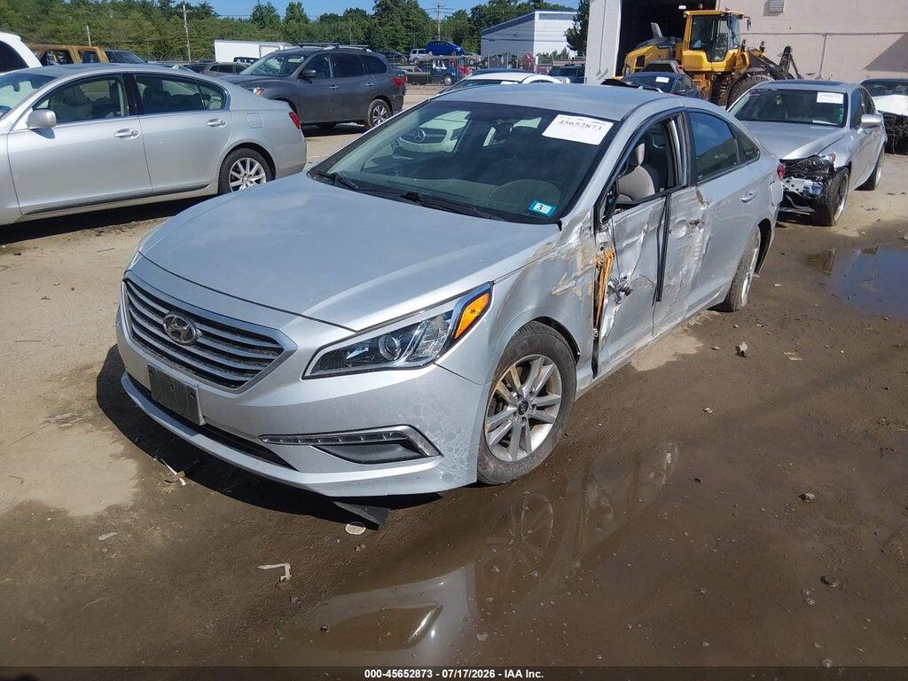 5NPE24AF2FH015783 2015 HYUNDAI SONATA photo no. 2