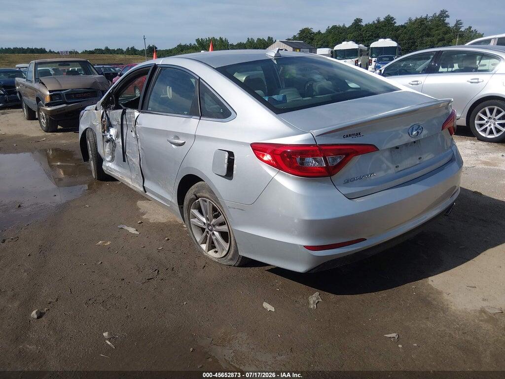 5NPE24AF2FH015783 2015 HYUNDAI SONATA photo no. 3