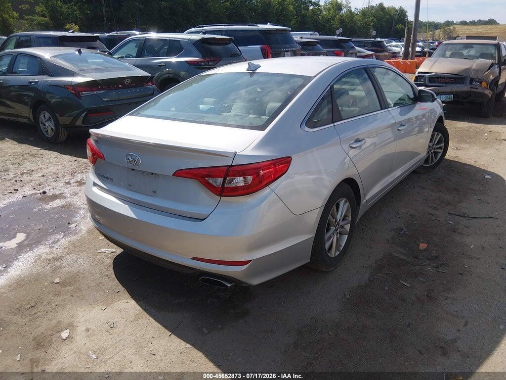 5NPE24AF2FH015783 2015 HYUNDAI SONATA photo no. 4
