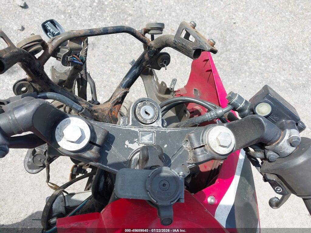 MLHNC5101J5400921 2018 HONDA CBR300 photo no. 7