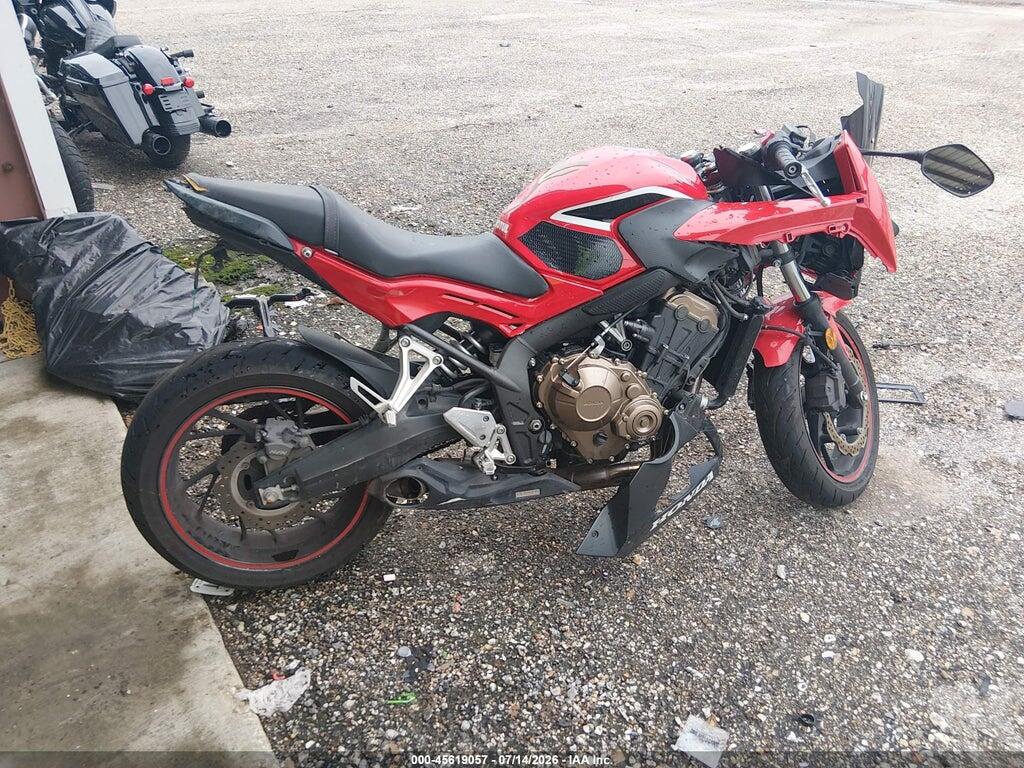 MLHRC7407J5400446 2018 HONDA CBR650 photo no. 11