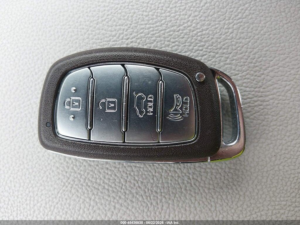 KMHC65LC8LU219778 2020 HYUNDAI IONIQ HYBRID photo no. 11