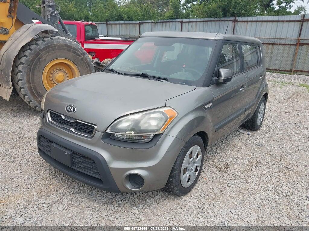 KNDJT2A53D7572923 2013 KIA SOUL photo no. 2