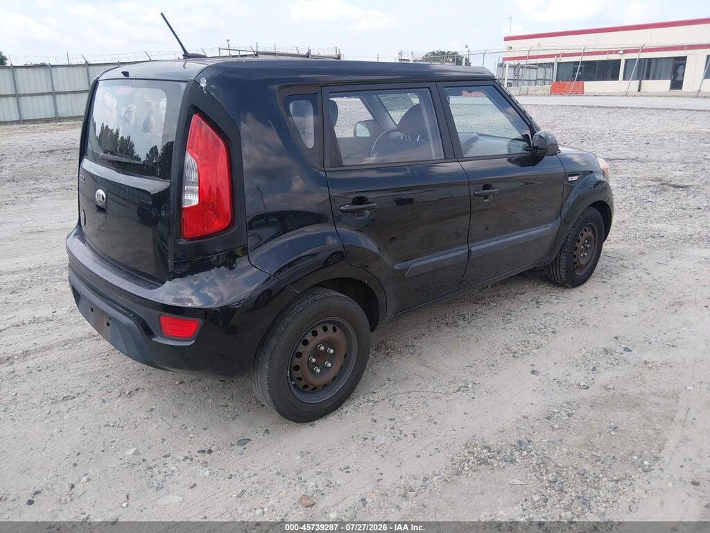KNDJT2A53D7629282 2013 KIA SOUL photo no. 4